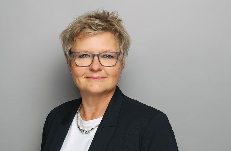 Katrin Rogahn, Officemanagerin eMIS Deutschland